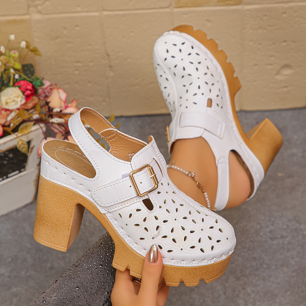 Large Size Women's Thick Heel  - Casual Sandal Leather บทวิจารณ์และราคา